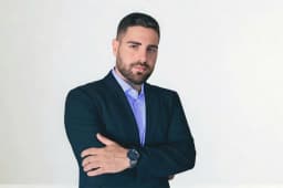 שי אביגדור