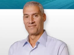 אייל קרמר